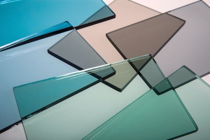 Leading Tinted Glass Suppliers in Dubai – High Quality & Best Market Prices 2 Tinted Glass Suppliers in Dubai