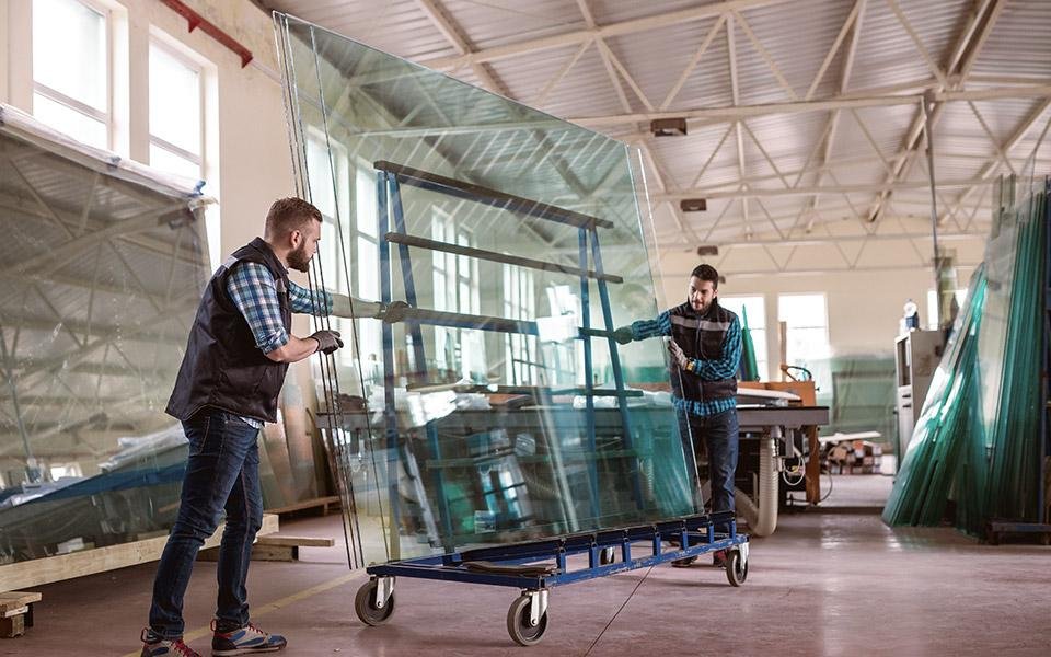 Professional Glass Installation Services in Dubai 1 Professional Glass Installation Services in Dubai